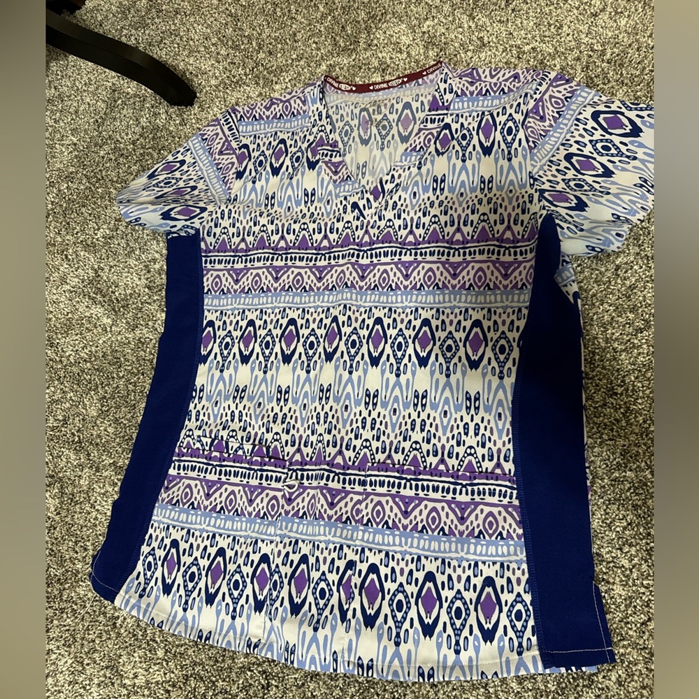 Women’s size medium scrub top